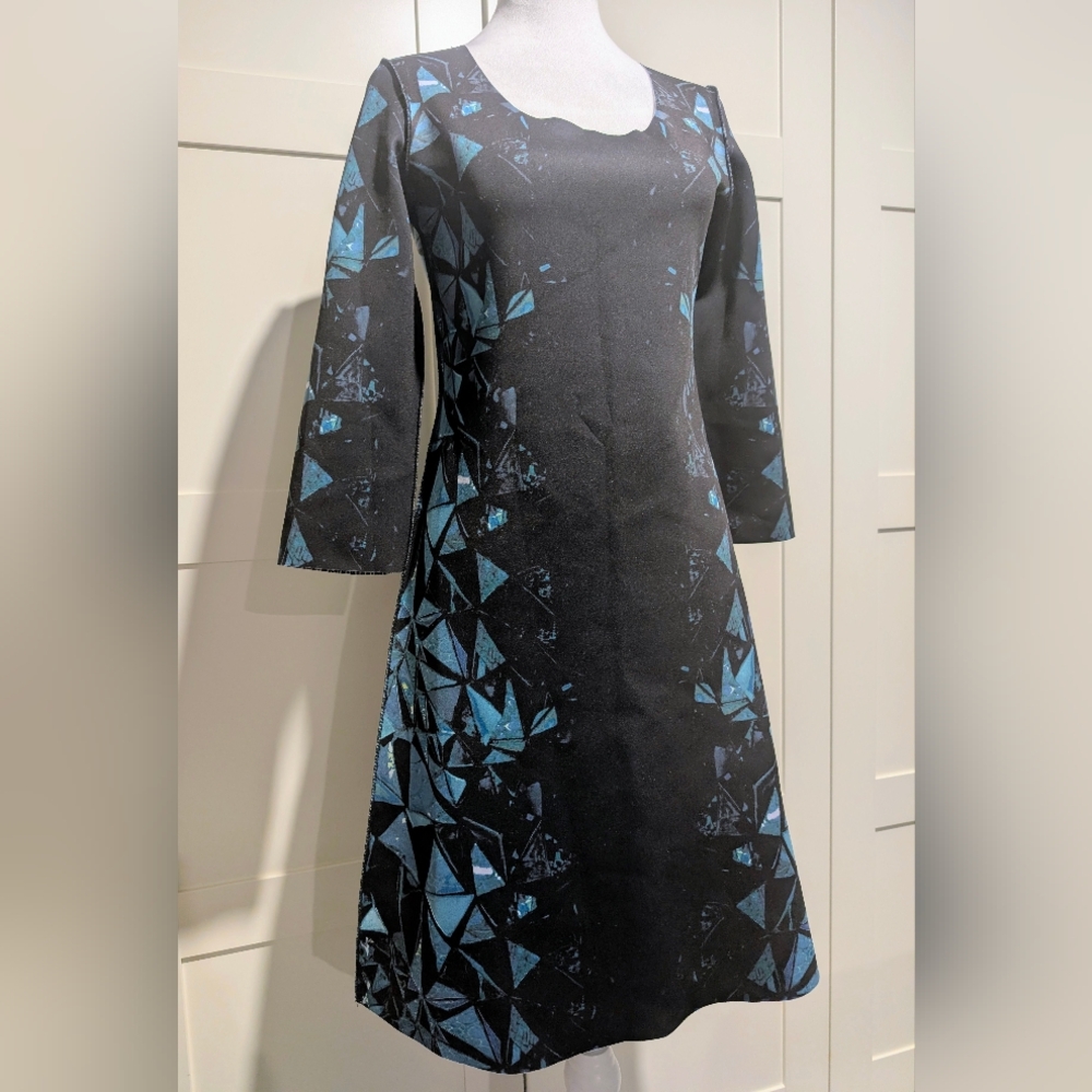 Animapop -M- Photoprint Reversible Longsleeve Lazer Cut Scuba Dress - Picture 8 of 11